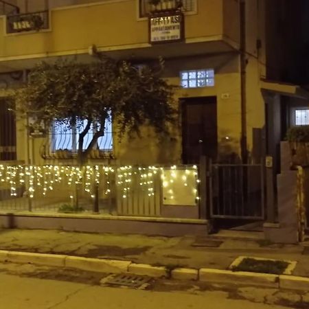 Soggiorno A 5 Stelle, Tra Mare, Cultura E Natura 卡托利卡 外观 照片